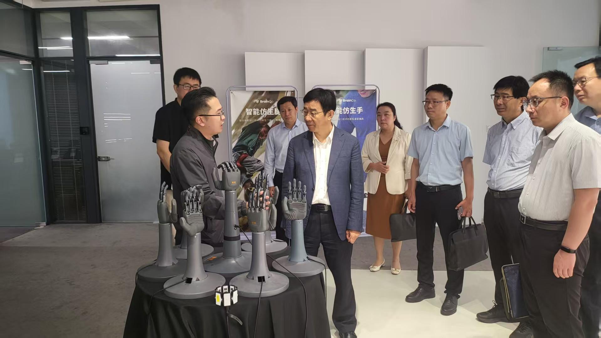 1走访调研浙江强脑科技有限公司.jpg