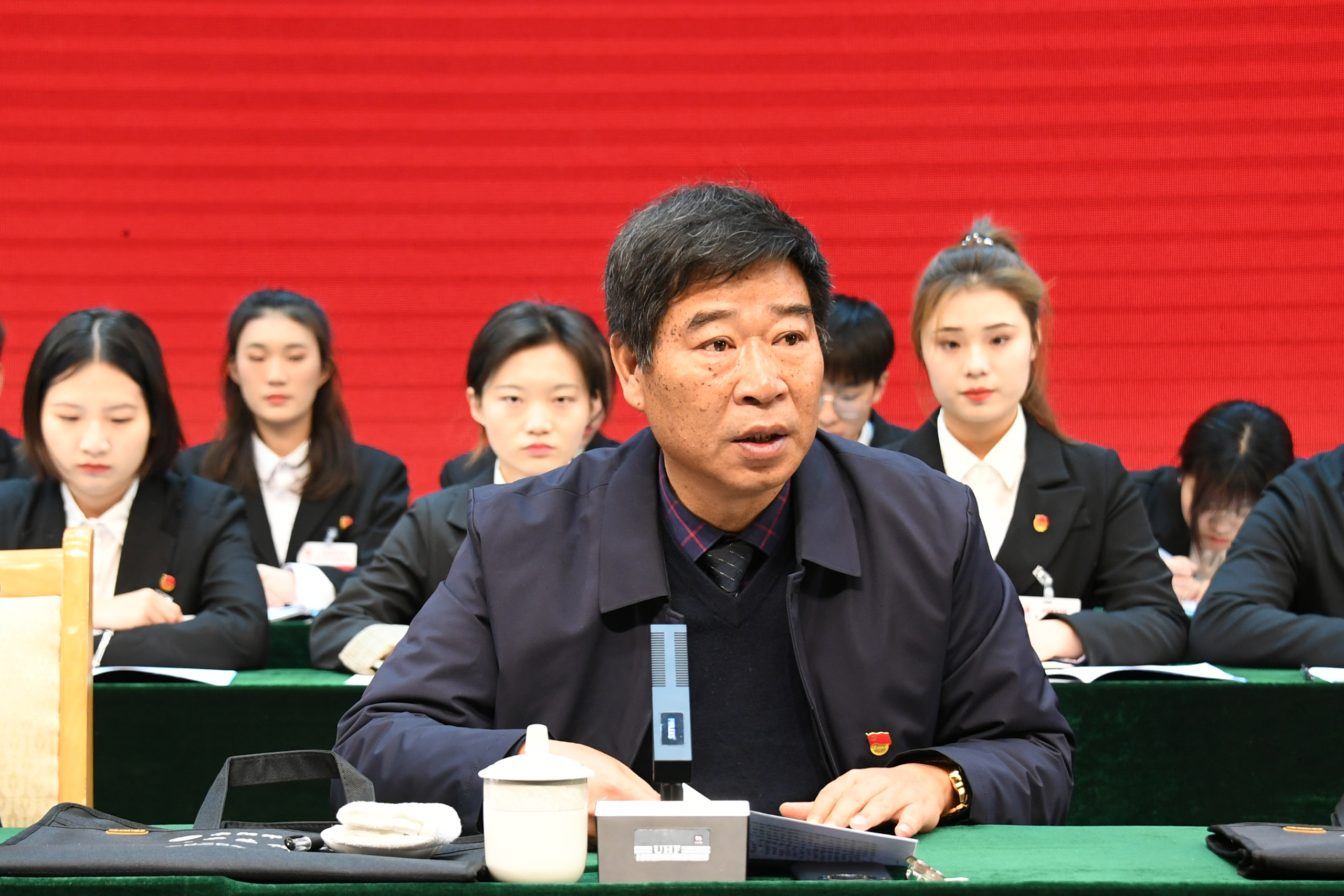 4校工会主席朱其春讲话.jpg
